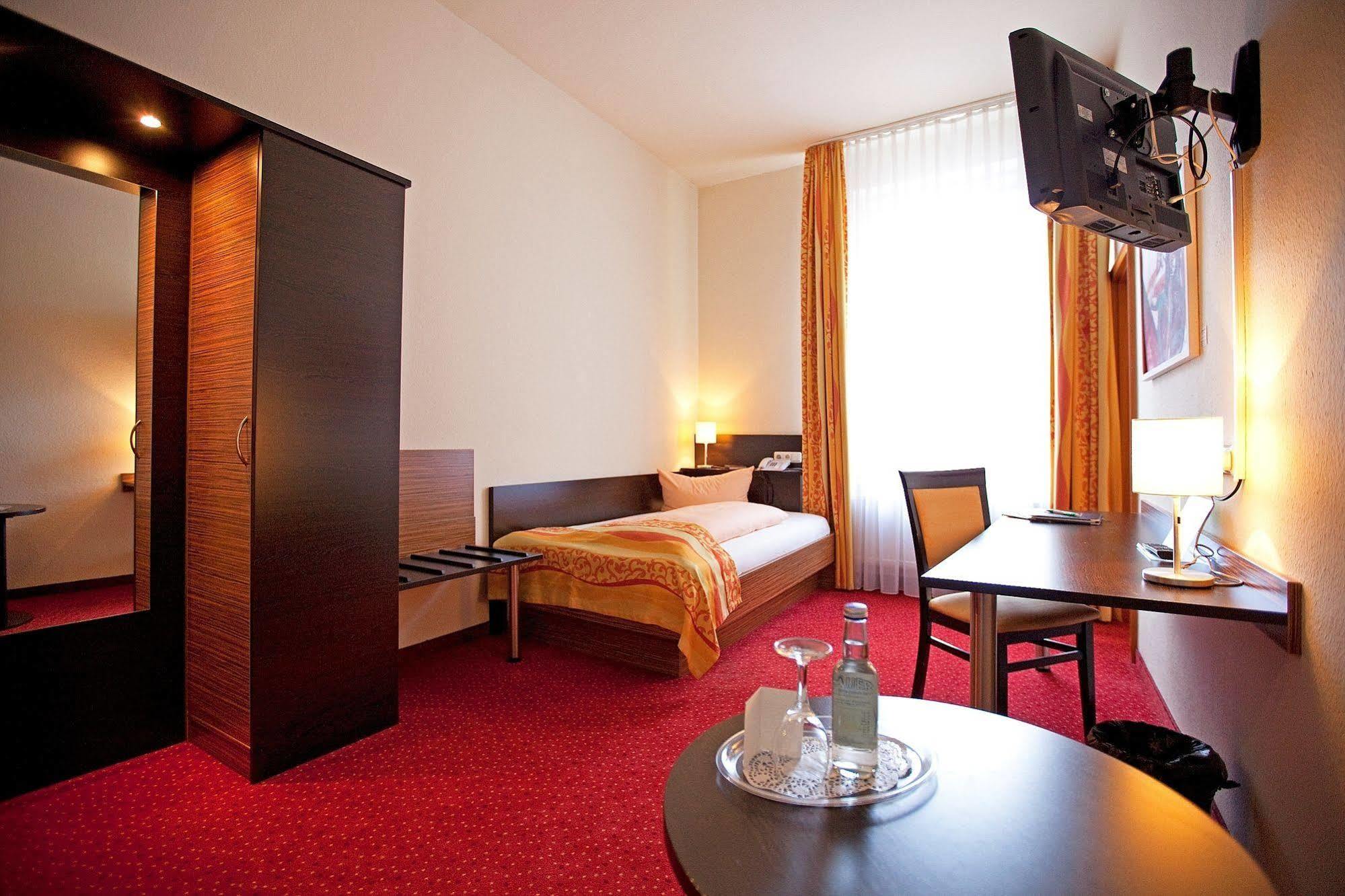 Drexel'S Parkhotel Memmingen Kültér fotó